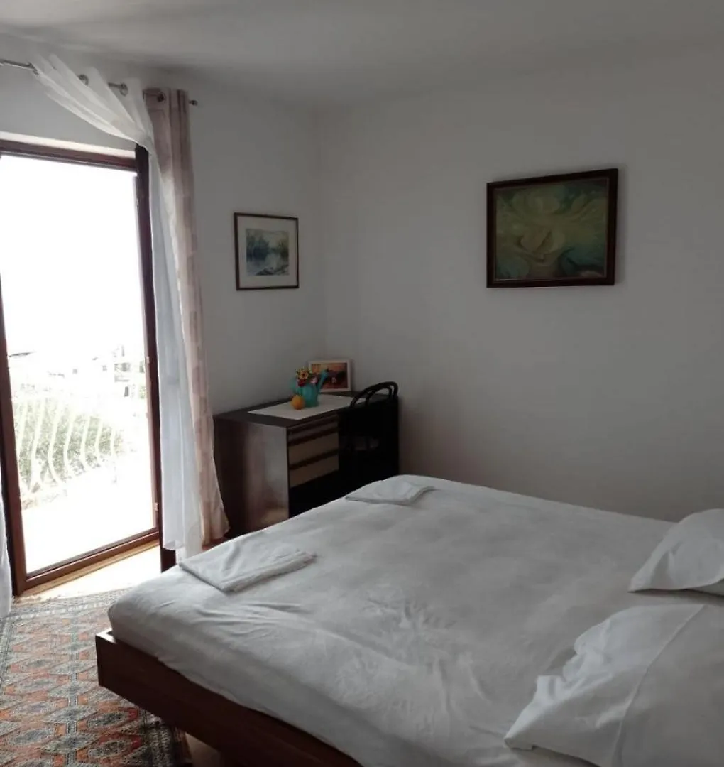 Apartment Luce Sveti Petar