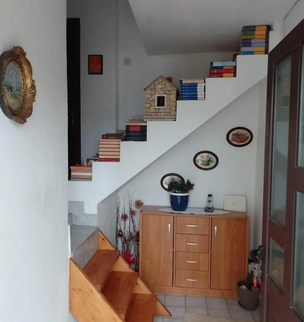 Apartment Luce Sveti Petar